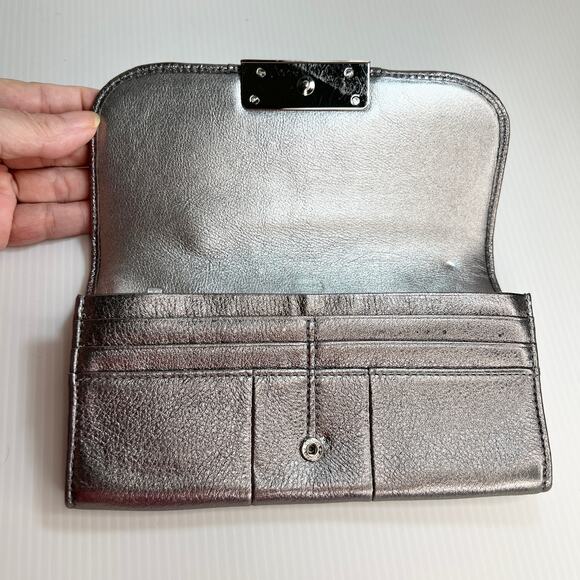 Coach Kristin Pewter Pebbled Leather Envelope Flap Wallet Organizer Checkbook - Picture 4 of 5